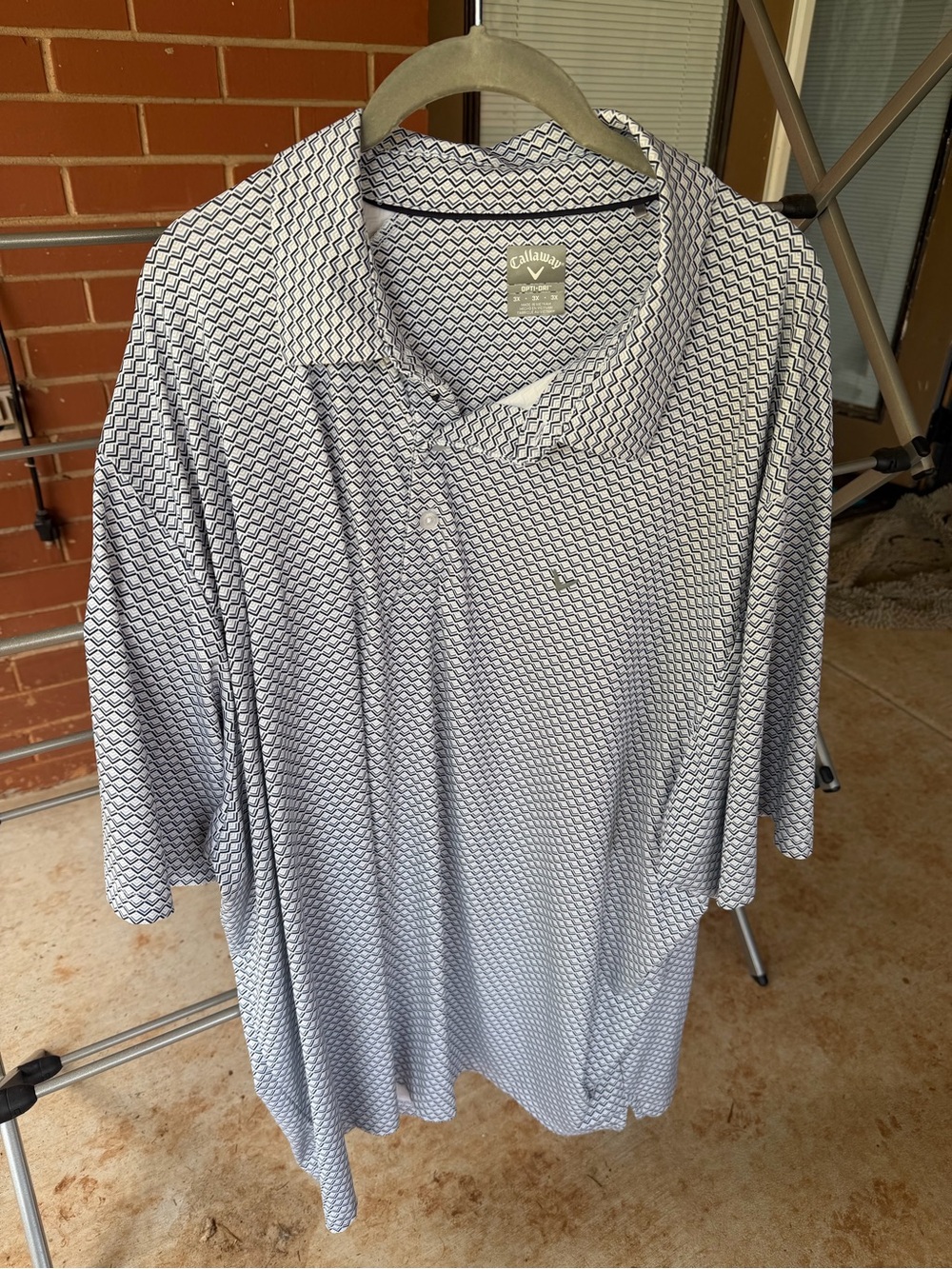 Callaway White and Navy Geometric Golf Polo